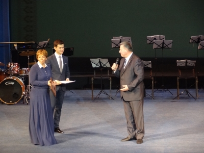 0243cbf1978673fe443d7558de6ab4f0 M