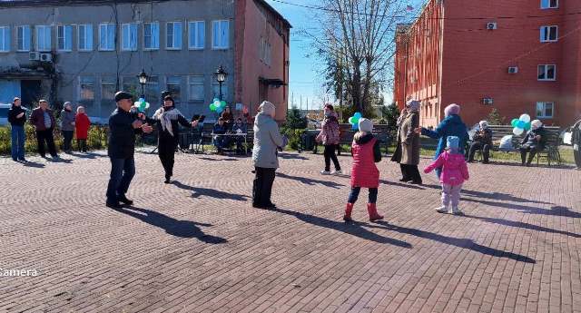 IMG bcadd230314a4328d2b3fe9cfd8a9b3d V