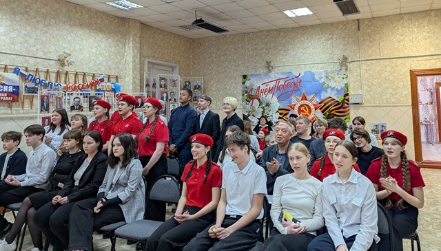 PXL 20250425 063530044