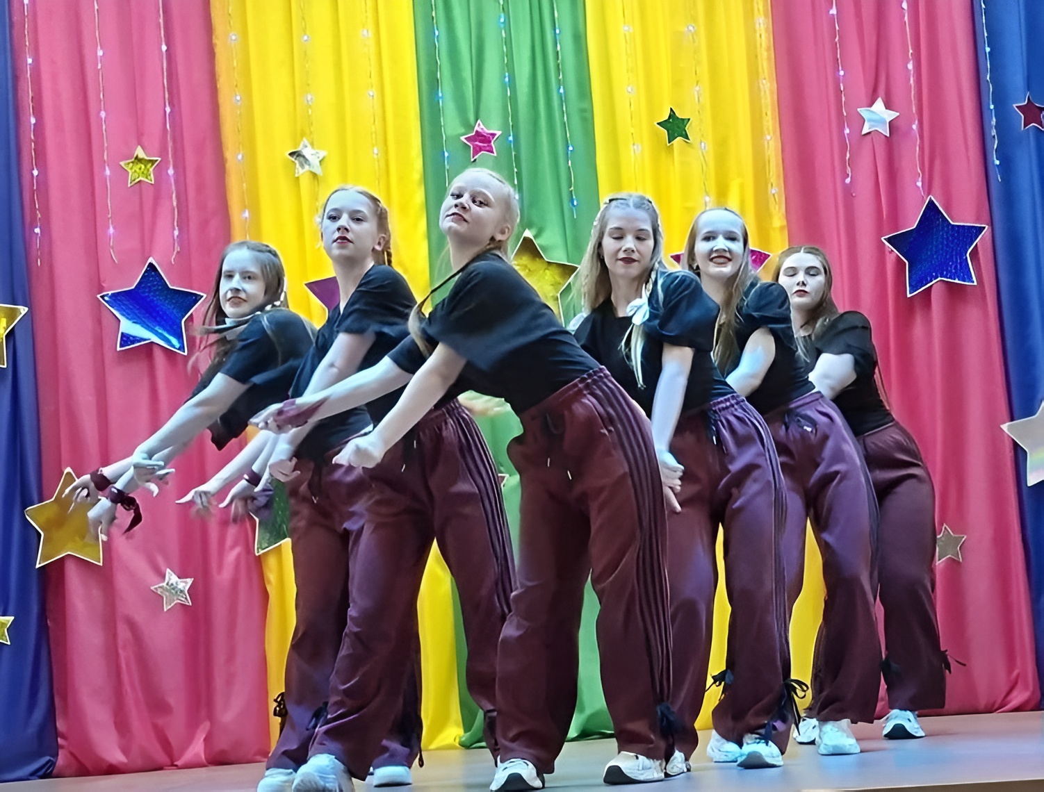 9 Picsart AiImageEnhancer