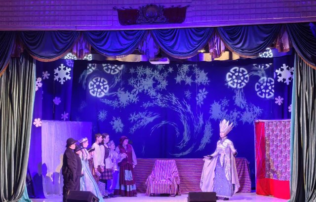 photo 5467822848094179279 y