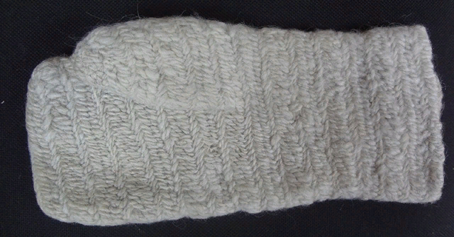 2 Вареги Смоляниновой А.С. Лицевая сторона. Д. Балаганка Усть Удинский район