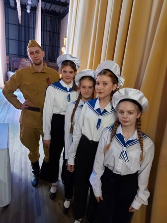 IMG c92532acde89223c1867683807c13f35 V