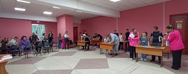 Собери эмблему