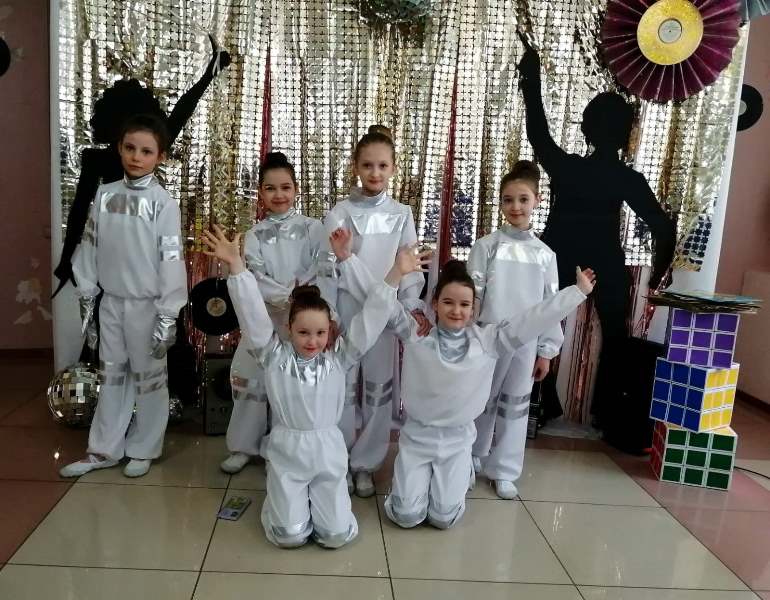 IMG 749a272485c55a2290344f4f121be573 V