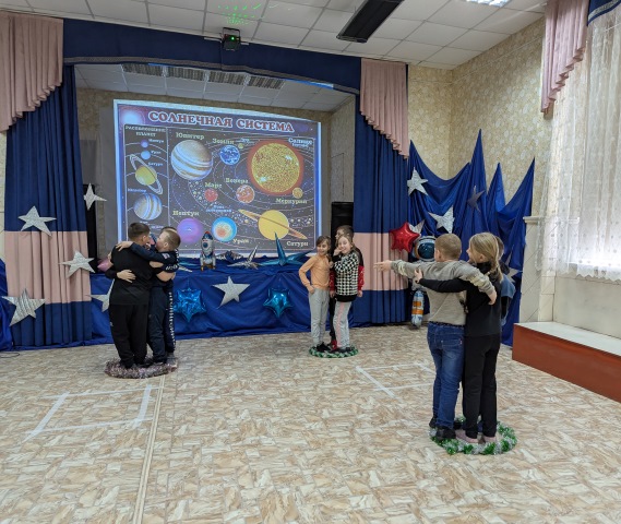 PXL 20250411 043650825.MP